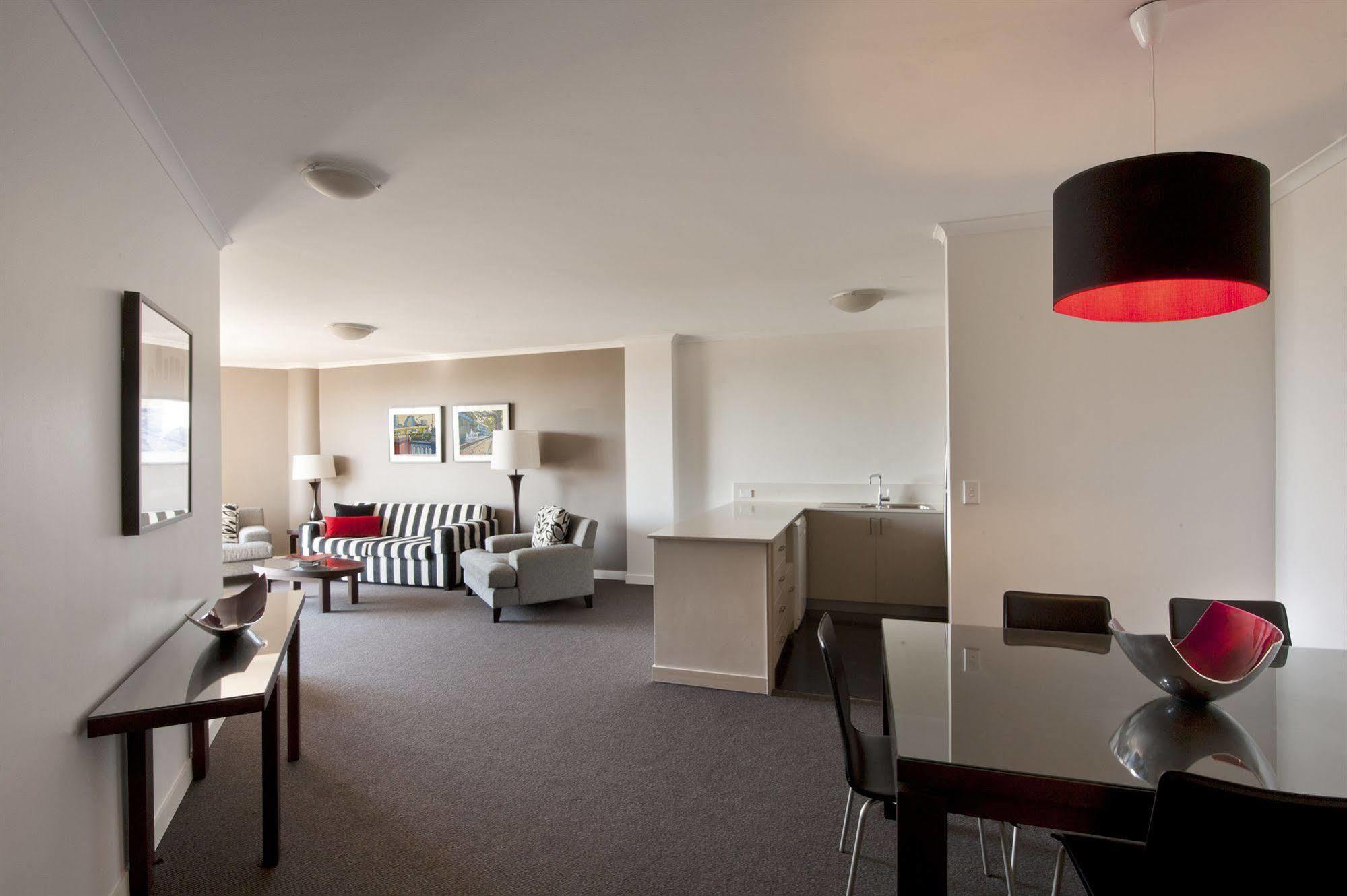 Mantra On The Park Aparthotel Melbourne Eksteriør bilde