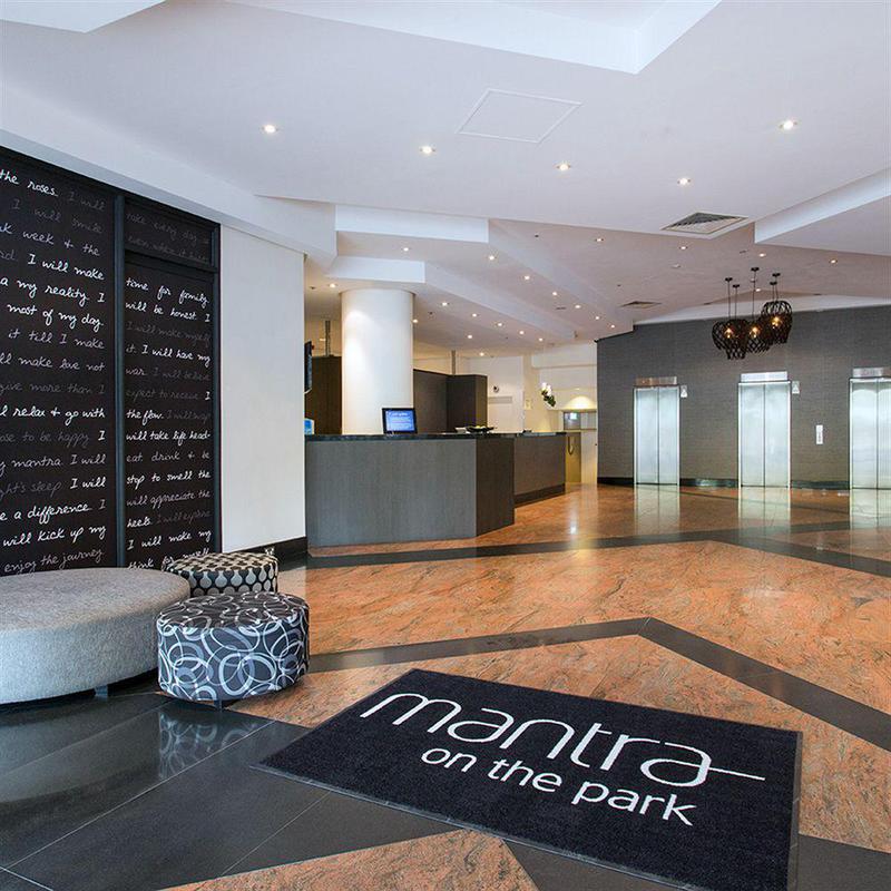 Mantra On The Park Aparthotel Melbourne Eksteriør bilde
